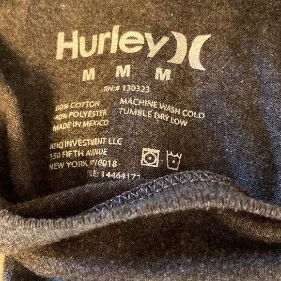 Lot is 3 1 long sleeve and 2 short sleeve t-shirts - Picture 7 of 7